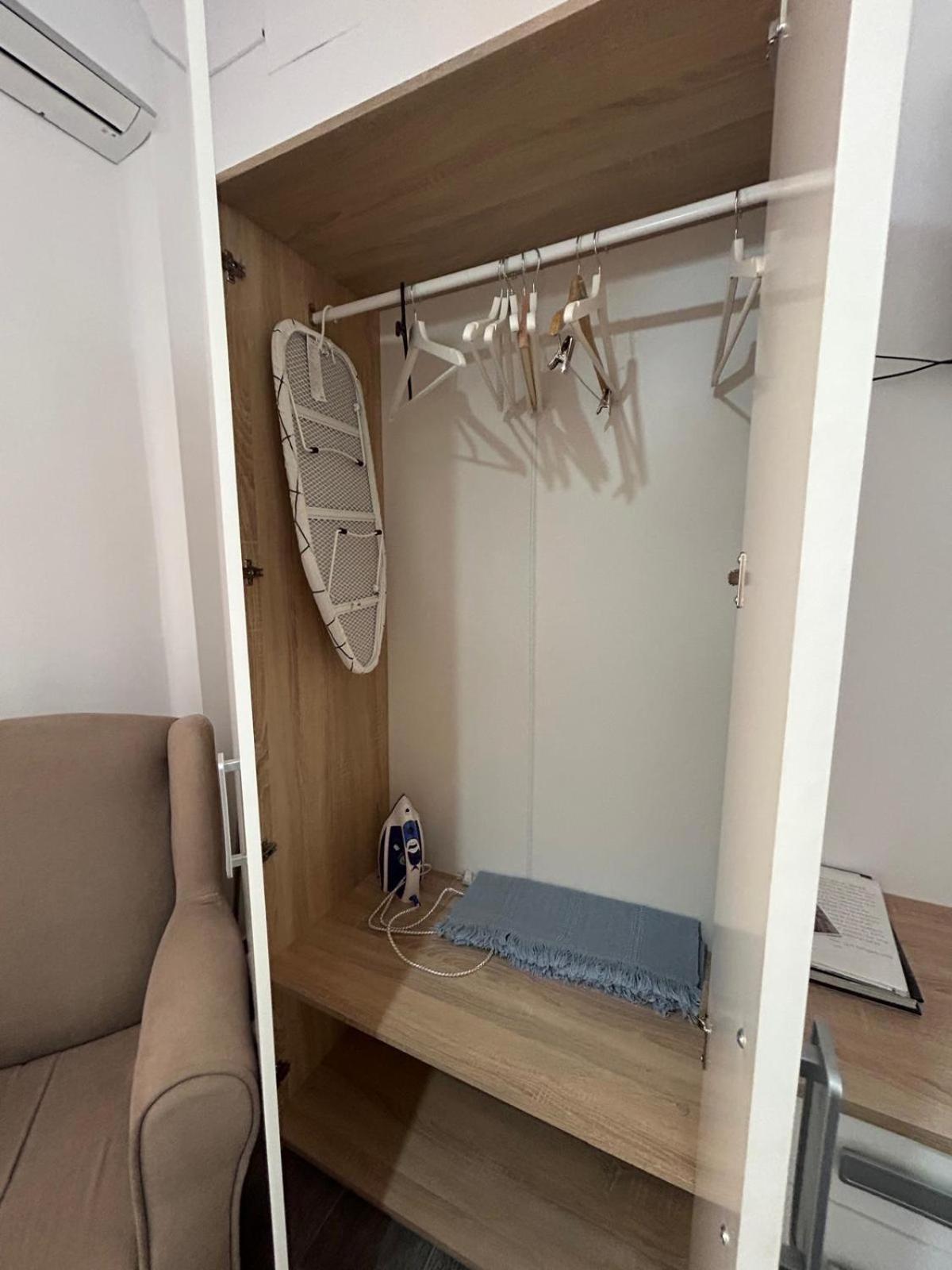 En Urbanizacion Residencial - Roble, 5 Apartment